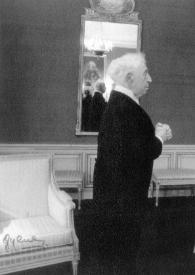 Portada:Plano general de Arthur Rubinstein (perfil derecho) y S. M. la Reina Sofía (perfil izquierdo) mirándose